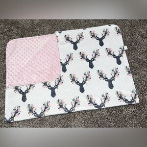 Baby girls deer print minky blanket